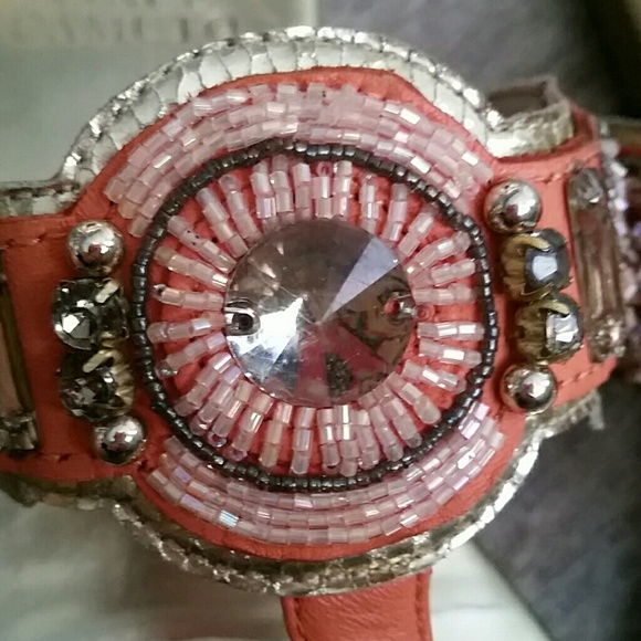 Vince Camuto flip flops - Picture 2 of 8